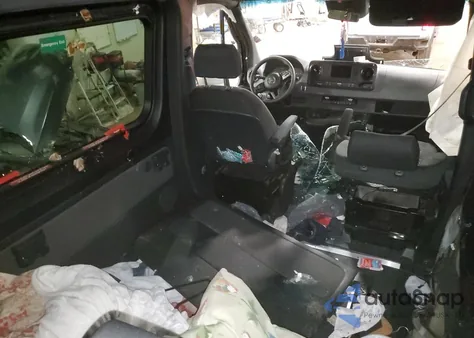 2019 Mercedes-Benz Sprinter 2500/3500 из США, поврежденный, VIN WDZPF0CD5KP051077